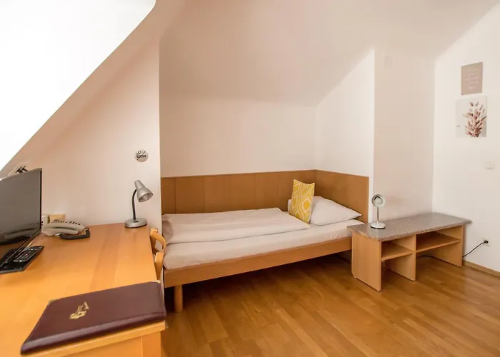 Deutscher Orden Hotel